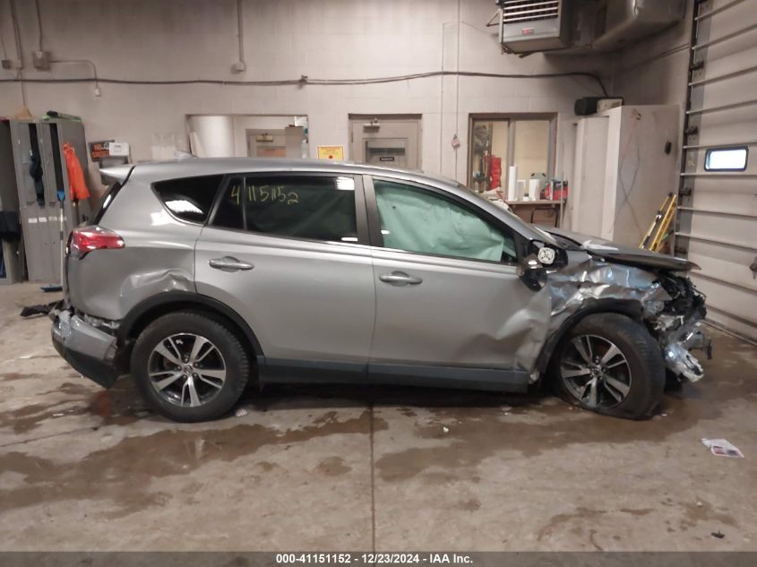 VIN 2T3RFREV8JW789736 2018 Toyota RAV4, Xle no.13