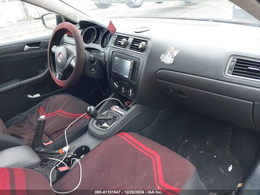 2012 VOLKSWAGEN JETTA VIN: 3VWBP7AJ5CM427564