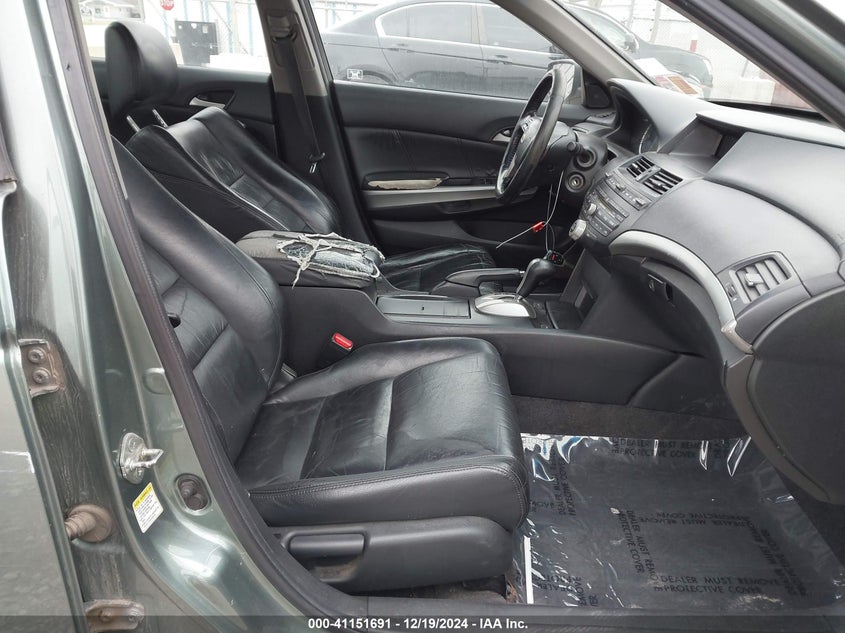 2009 HONDA ACCORD VIN: 1HGCP26879A103328