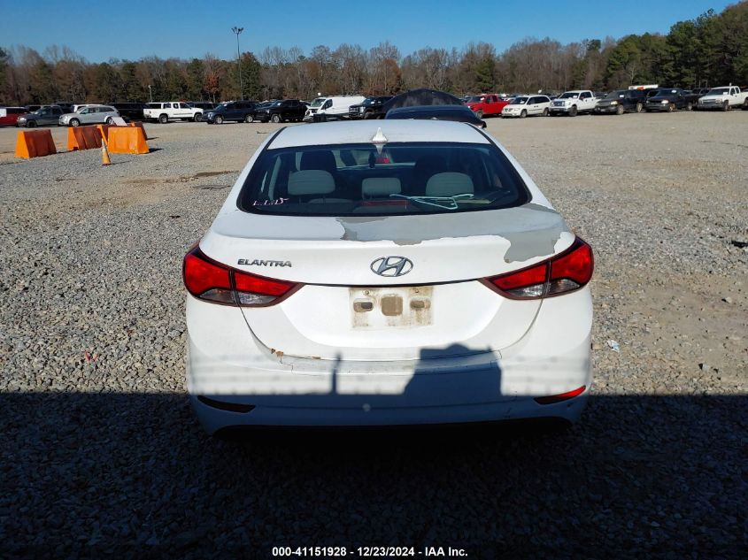 VIN 5NPDH4AE8FH629917 2015 Hyundai Elantra, SE no.16