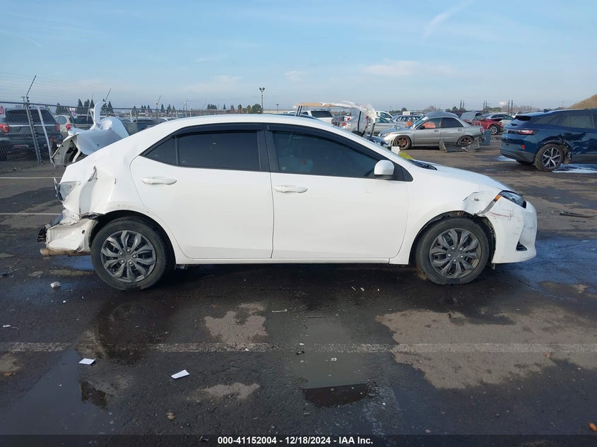 2018 TOYOTA COROLLA VIN: 5YFBURHE1JP752735