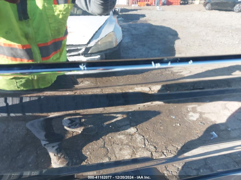 2022 GMC Sierra 2500Hd 4Wd Standard Bed At4 VIN: 1GT49PEY7NF357694 Lot: 41152077