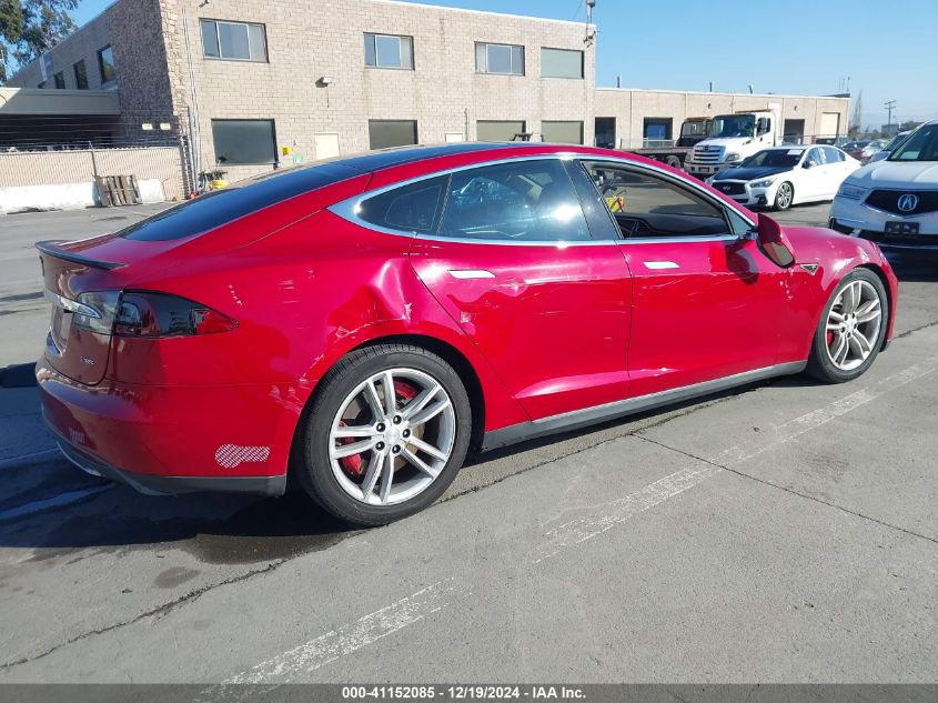 VIN 5YJSA1CP4DFP13611 2013 Tesla Model S, Performance no.4