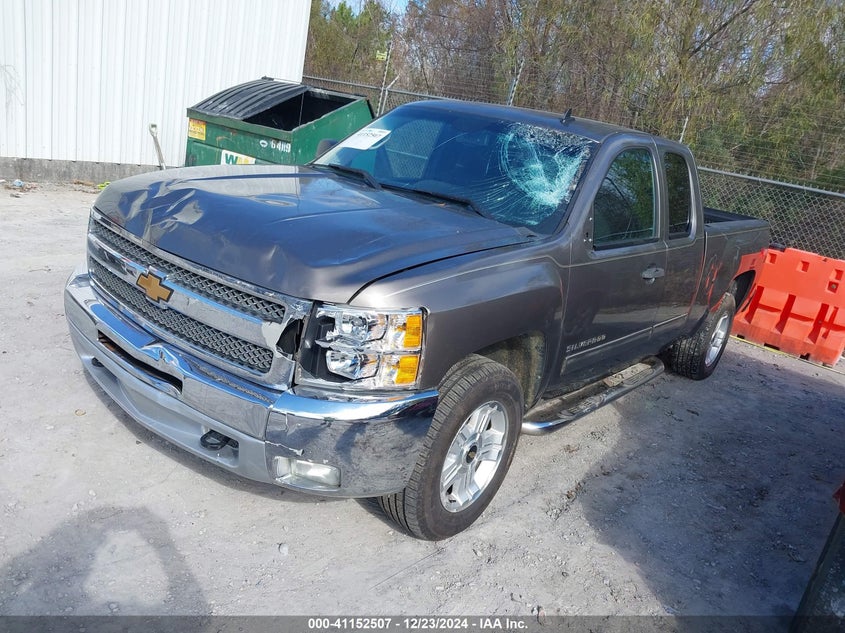2013 CHEVROLET SILVERADO 1500 LT - 1GCRCSE06DZ333307