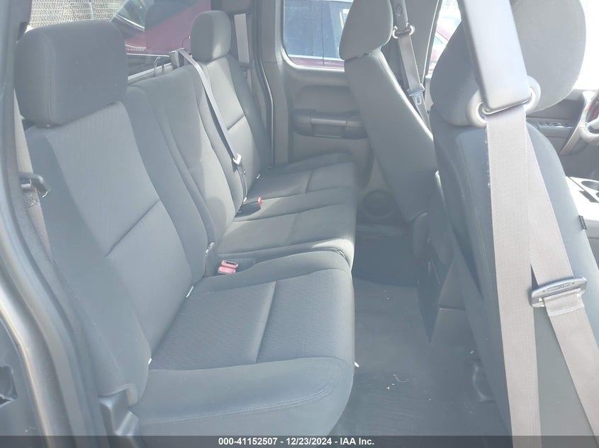 2013 CHEVROLET SILVERADO 1500 LT - 1GCRCSE06DZ333307