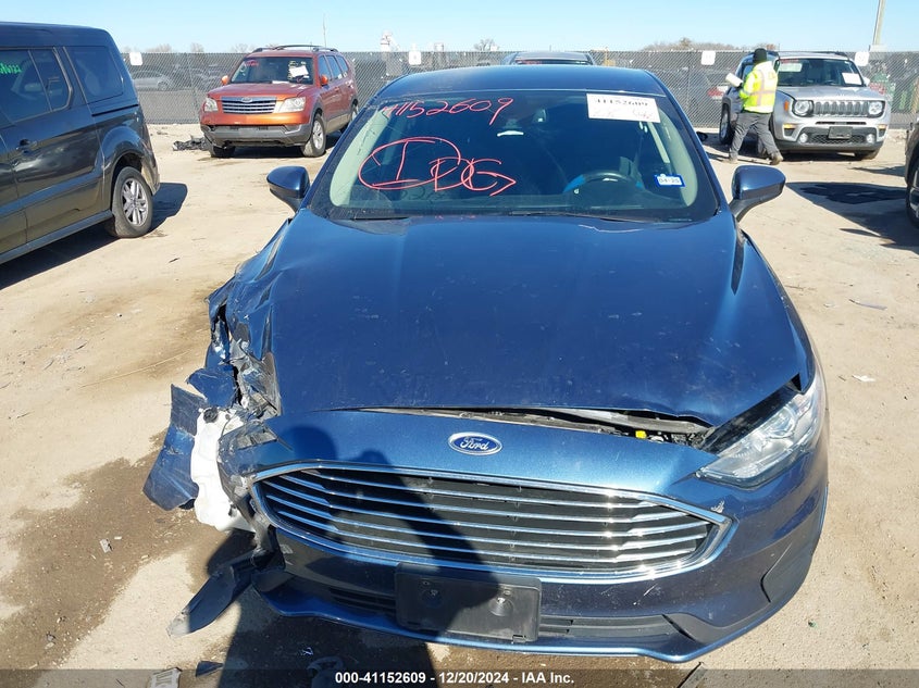 2019 FORD FUSION VIN: 3FA6P0HD4KR132121