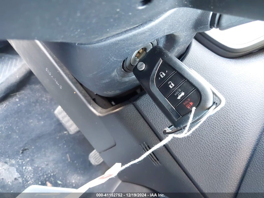 2022 TOYOTA COROLLA VIN: 5YFEPMAE1NP339379