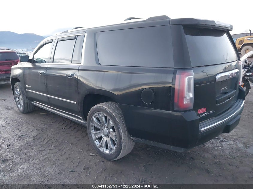 2017 GMC YUKON XL VIN: 1GKS2HKJ3HR293315
