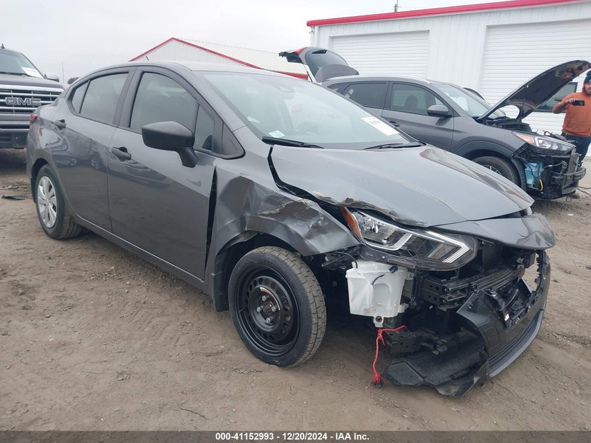 2022 Nissan Versa