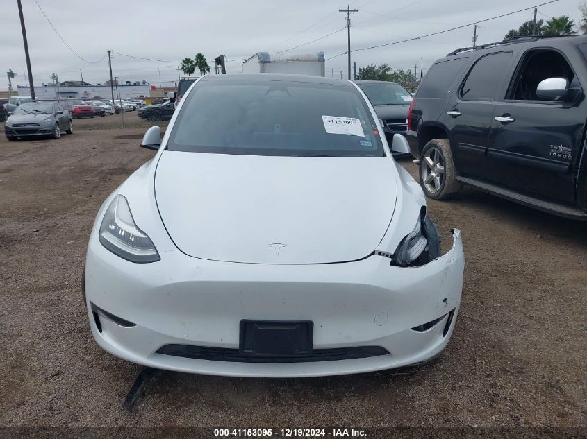 2022 Tesla Model Y Long Range Dual Motor All-Wheel Drive VIN: 7SAYGDEE2NA011388 Lot: 41153095