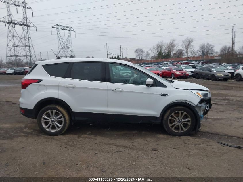 VIN 1FMCU9GD4KUC22854 2019 Ford Escape, SE no.14