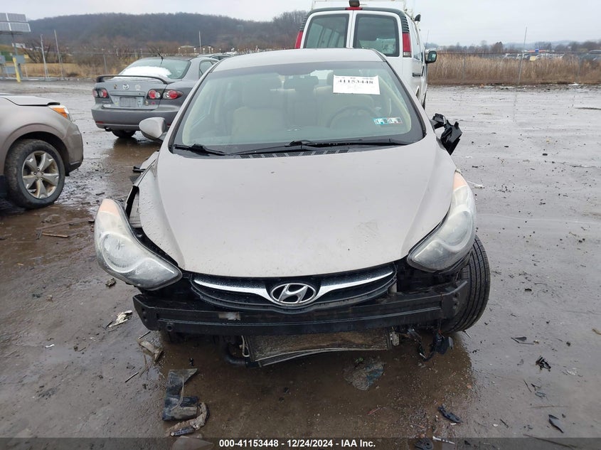 2012 HYUNDAI ELANTRA VIN: 5NPDH4AE5CH139365