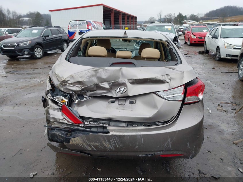 2012 HYUNDAI ELANTRA VIN: 5NPDH4AE5CH139365