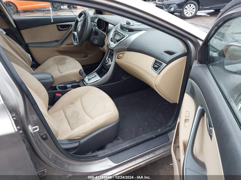 2012 HYUNDAI ELANTRA VIN: 5NPDH4AE5CH139365