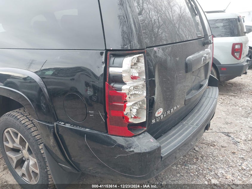 2008 CHEVROLET SUBURBAN 1500 VIN: 3GNFK16388G160010