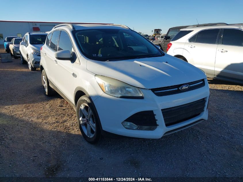 VIN 1FMCU9GX3GUA67280 2016 Ford Escape, SE no.1