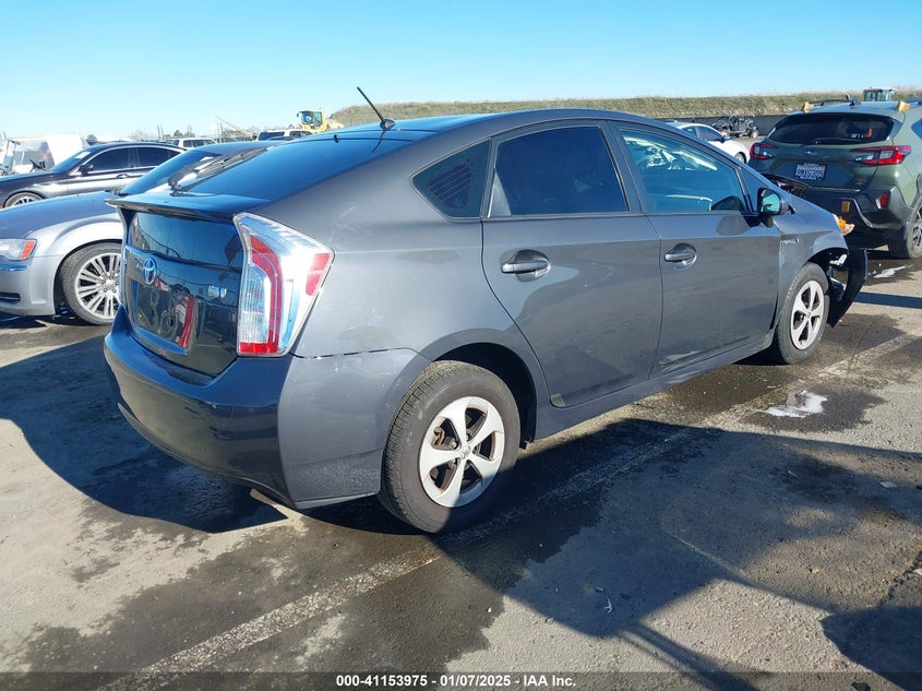 2015 TOYOTA PRIUS VIN: JTDKN3DU5F0453161