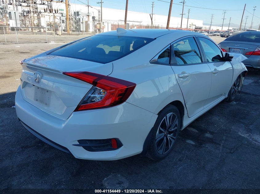 2017 HONDA CIVIC VIN: 19XFC1F33HE203671