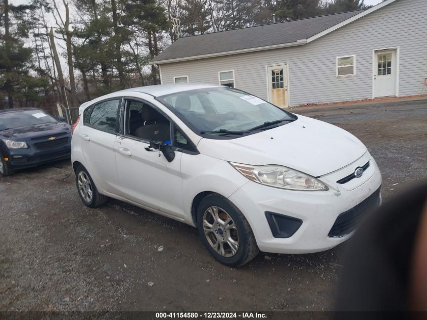 VIN 3FADP4EJ4DM142897 2013 Ford Fiesta, SE no.1