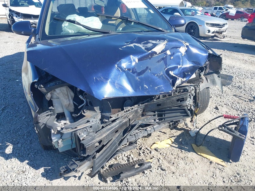 2010 HYUNDAI ELANTRA VIN: KMHDU4AD6AU030060