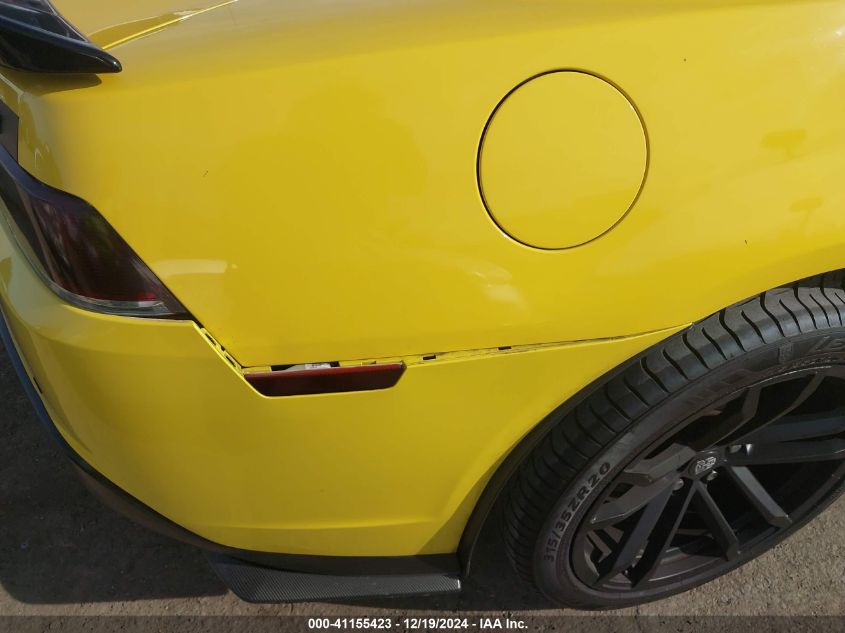 2015 CHEVROLET CAMARO VIN: 2G1FB1E33F9147997