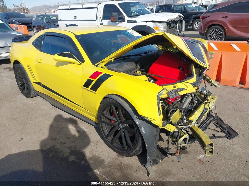 2015 CHEVROLET CAMARO VIN: 2G1FB1E33F9147997