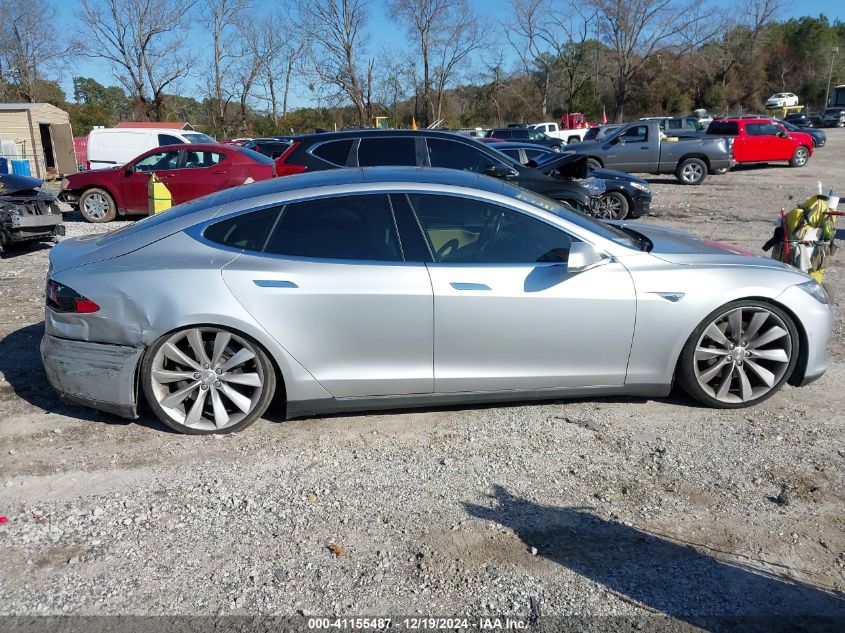 2015 Tesla Model S 60/70/85 VIN: 5YJSA1H15FFP77082 Lot: 41155487