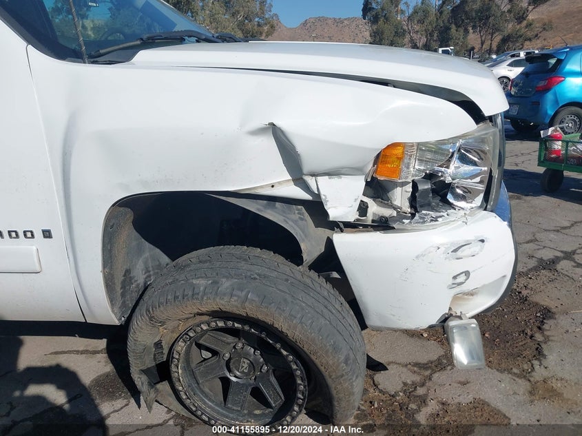 2007 CHEVROLET SILVERADO 1500 VIN: 3GCEK13M57G526960