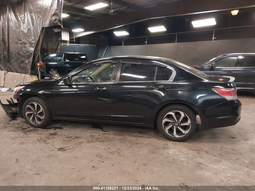 2008 HONDA ACCORD VIN: 1HGCP26398A087927