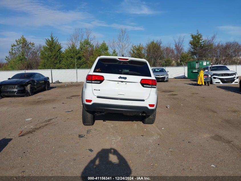 VIN 1C4RJFAGXJC423087 2018 JEEP GRAND CHEROKEE UPLAND 4X4