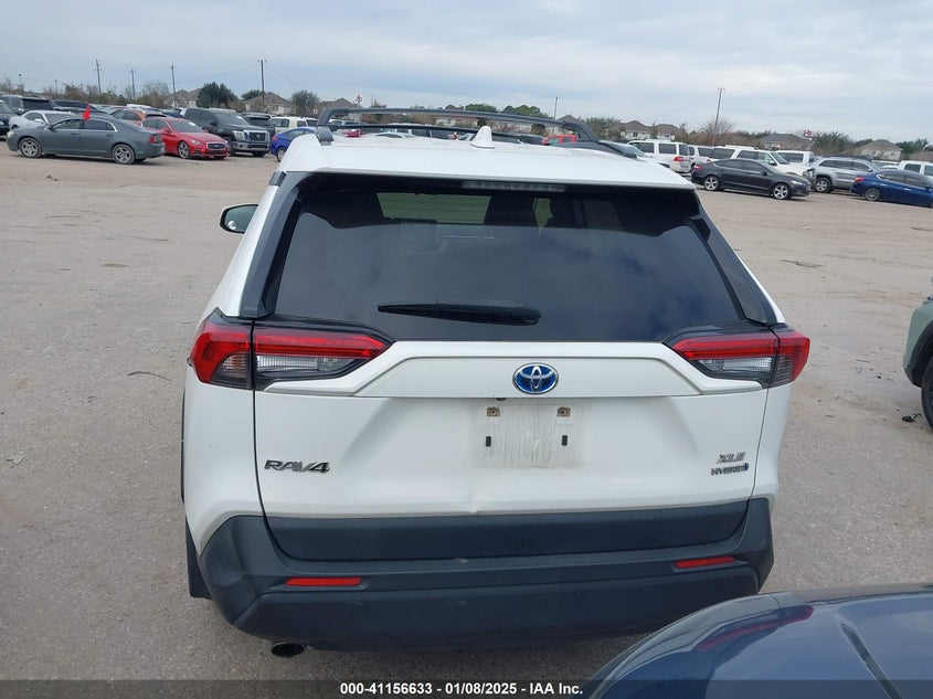 2019 TOYOTA RAV4 HYBRID XLE - JTMRWRFV1KD002400