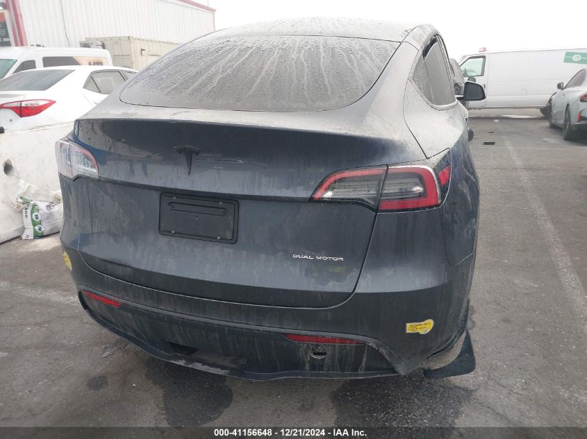 2022 Tesla Model Y Long Range Dual Motor All-Wheel Drive VIN: 7SAYGDEE2NF392307 Lot: 41156648