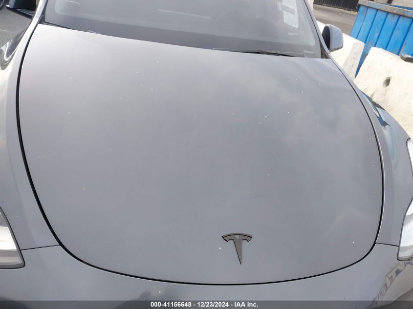 VIN 7SAYGDEE2NF392307 2022 TESLA MODEL Y no.10