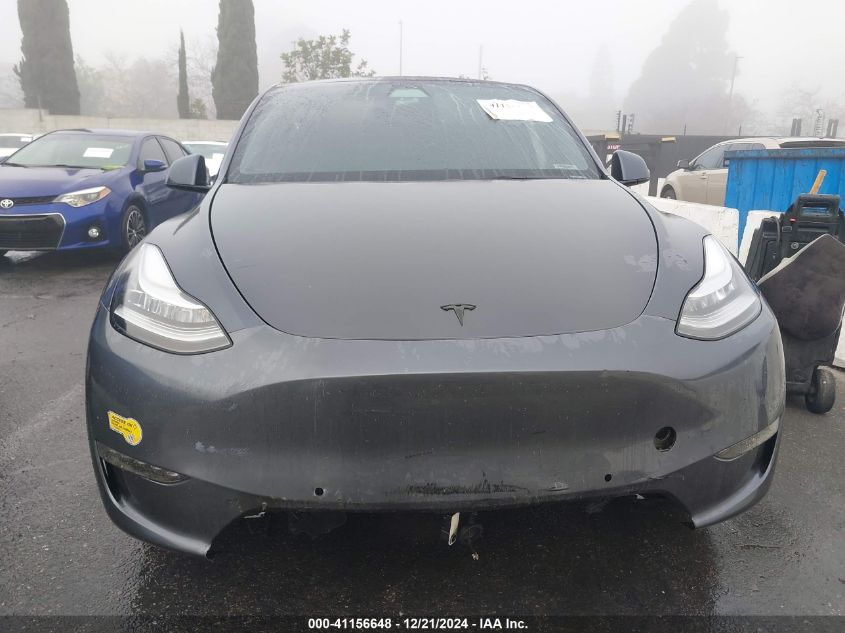 2022 Tesla Model Y Long Range Dual Motor All-Wheel Drive VIN: 7SAYGDEE2NF392307 Lot: 41156648