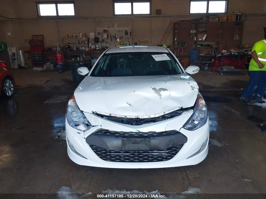 2014 HYUNDAI SONATA HYBRID - KMHEC4A42EA117405