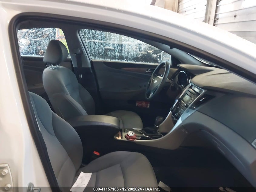 2014 HYUNDAI SONATA HYBRID - KMHEC4A42EA117405