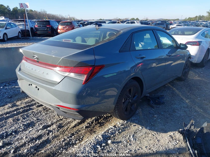 2022 HYUNDAI ELANTRA VIN: KMHLM4AG4NU331177