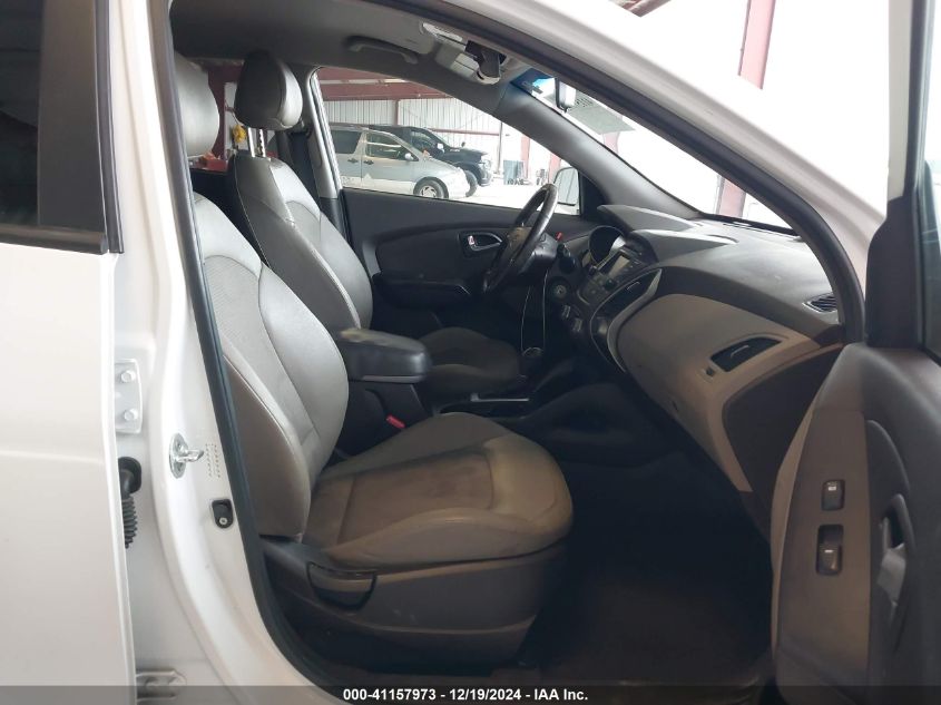 VIN KM8JU3AG9FU116946 2015 Hyundai Tucson, SE no.5