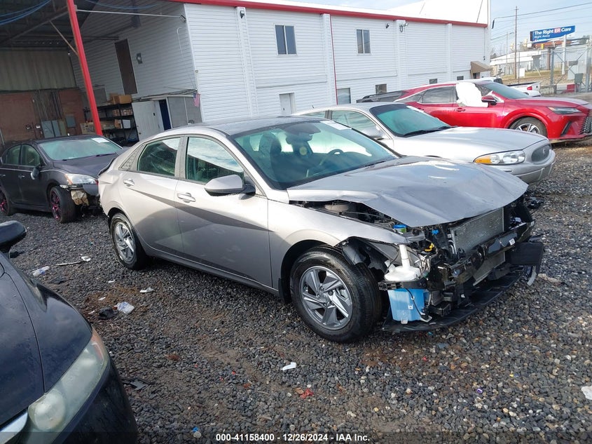VIN KMHLL4DG5RU743919 2024 HYUNDAI ELANTRA SE