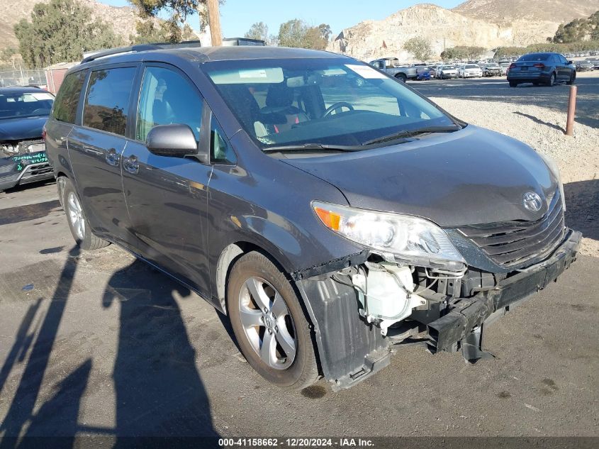 VIN 5TDKZ3DCXHS769358 2017 Toyota Sienna, Le 8 Pass... no.1