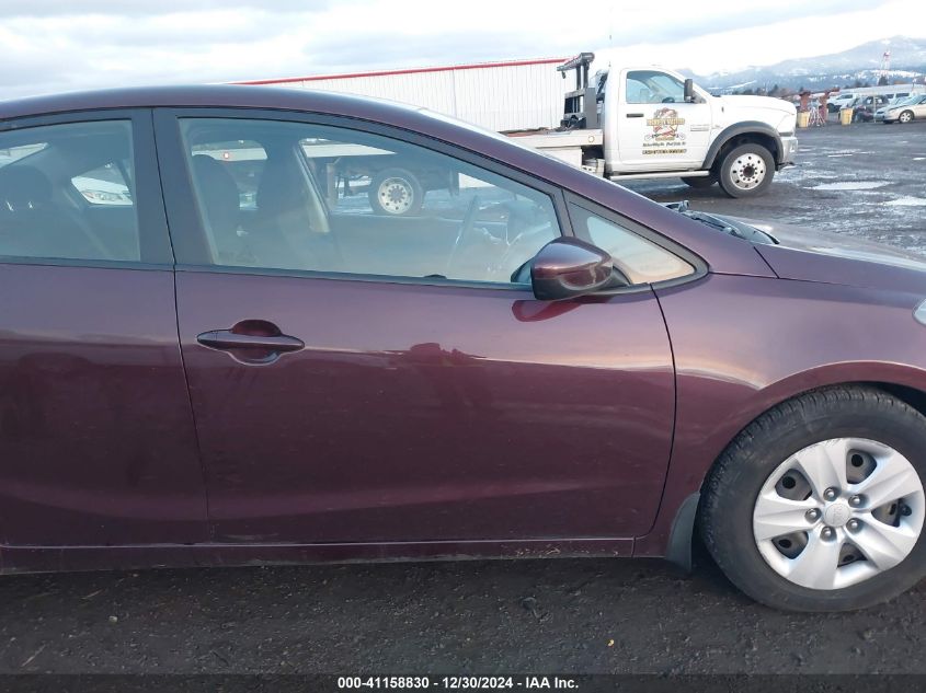 VIN 3KPFK4A71JE274369 2018 KIA Forte, LX no.13