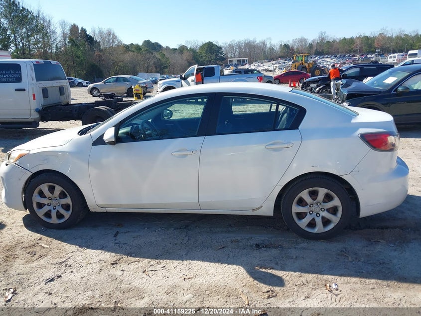 2013 MAZDA MAZDA3 I SV - JM1BL1TF4D1746358