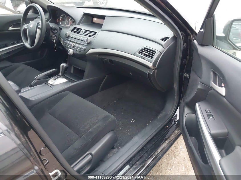 2009 HONDA ACCORD VIN: 1HGCP26769A156688