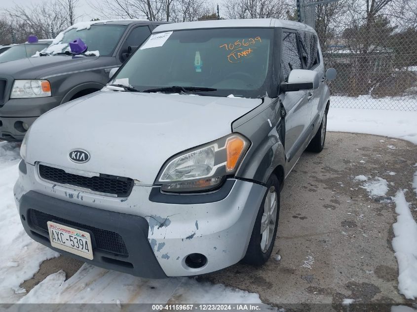 2011 Kia Soul + VIN: KNDJT2A28B7705629 Lot: 41159657