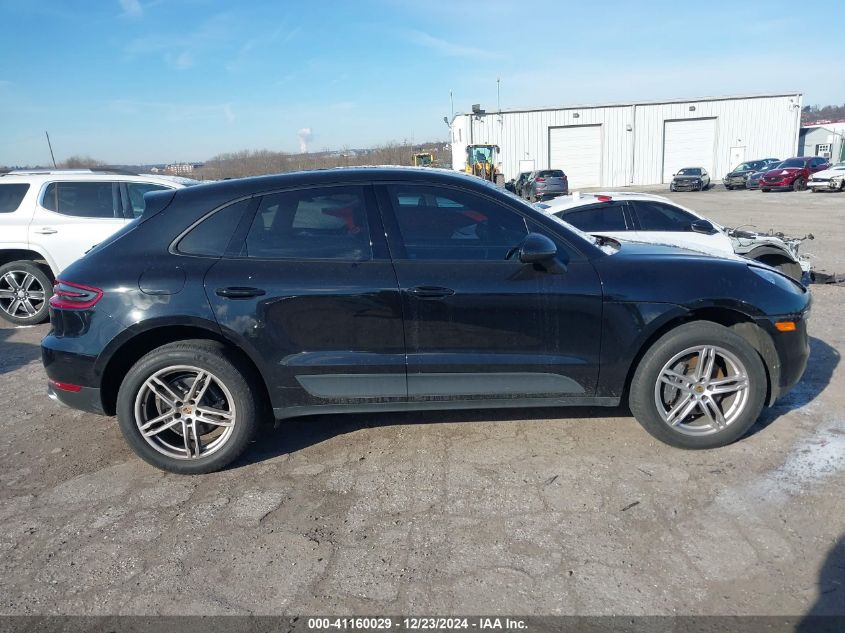 VIN WP1AA2A58HLB02405 2017 Porsche Macan no.13