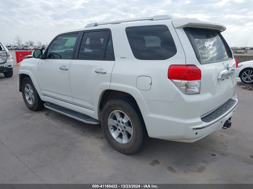 2011 TOYOTA 4RUNNER VIN: JTEZU5JR1B5028896