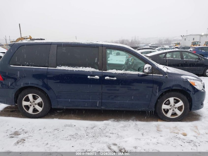 VIN 2C4RVADG0ER135384 2014 Volkswagen Routan, Sel P... no.13