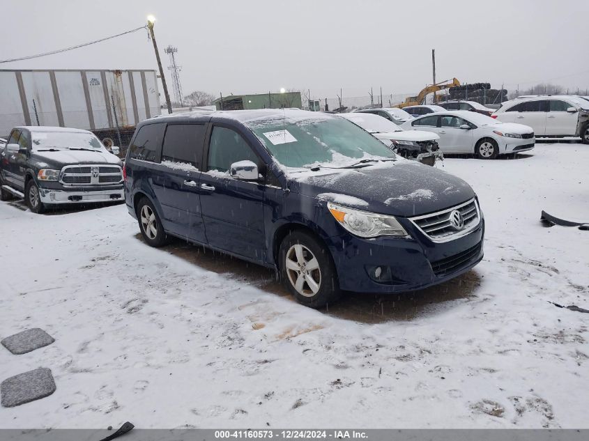 VIN 2C4RVADG0ER135384 2014 Volkswagen Routan, Sel P... no.1