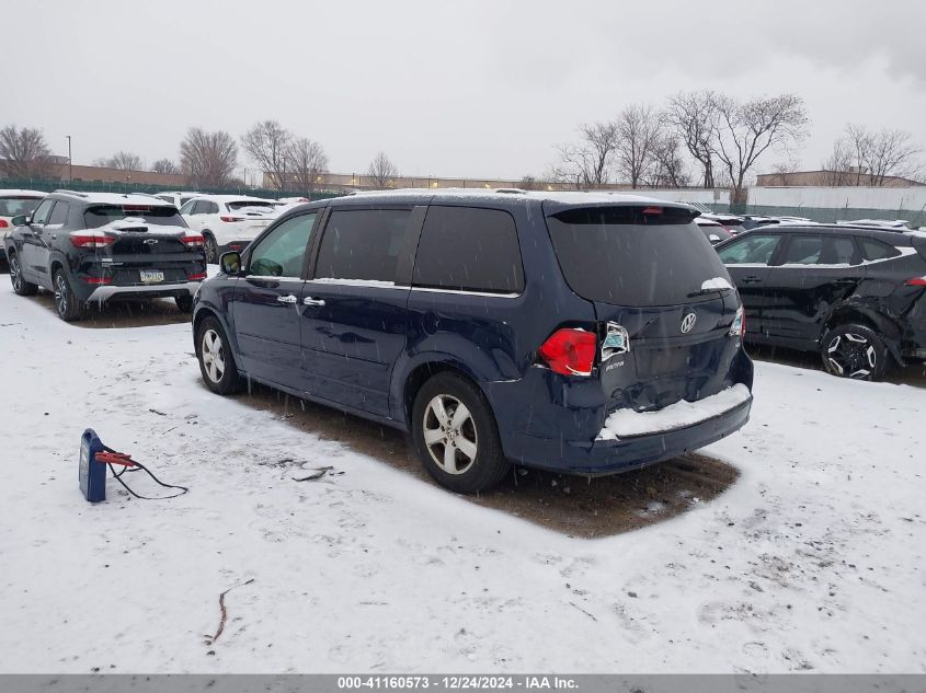 VIN 2C4RVADG0ER135384 2014 Volkswagen Routan, Sel P... no.3