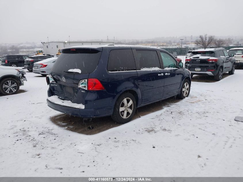 VIN 2C4RVADG0ER135384 2014 Volkswagen Routan, Sel P... no.4